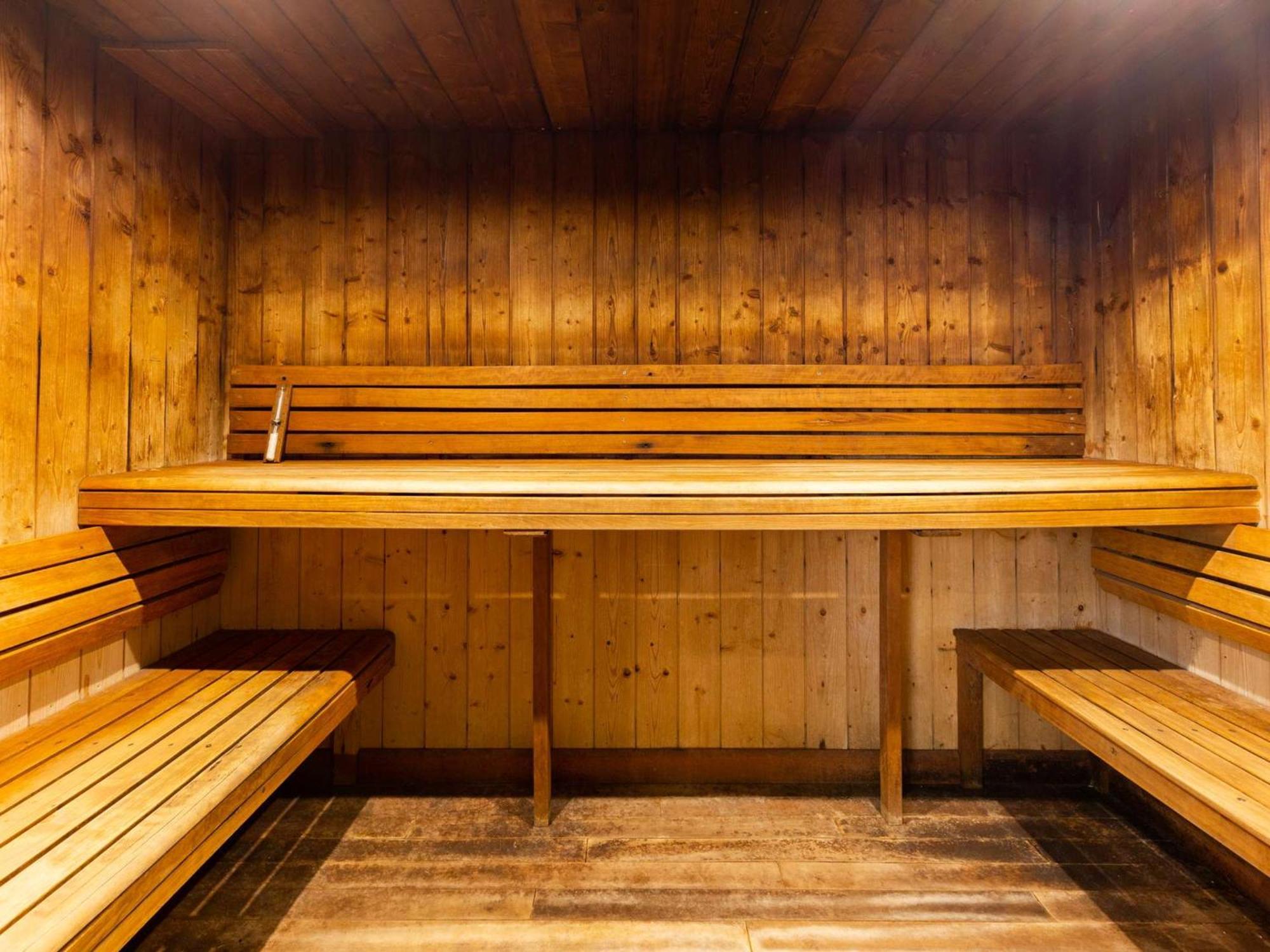 Appartement De 70 M² Au Centre-Ville Avec Piscine, Hammam, Sauna Et Balcon Bien Expose - Fr-1-296-392 Saint-Lary-Soulan Eksteriør billede