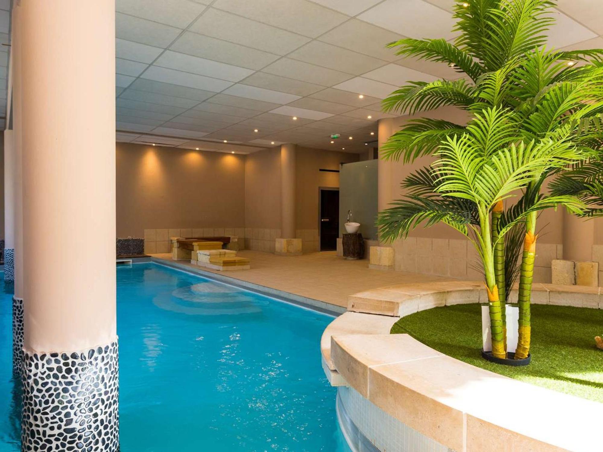 Appartement De 70 M² Au Centre-Ville Avec Piscine, Hammam, Sauna Et Balcon Bien Expose - Fr-1-296-392 Saint-Lary-Soulan Eksteriør billede